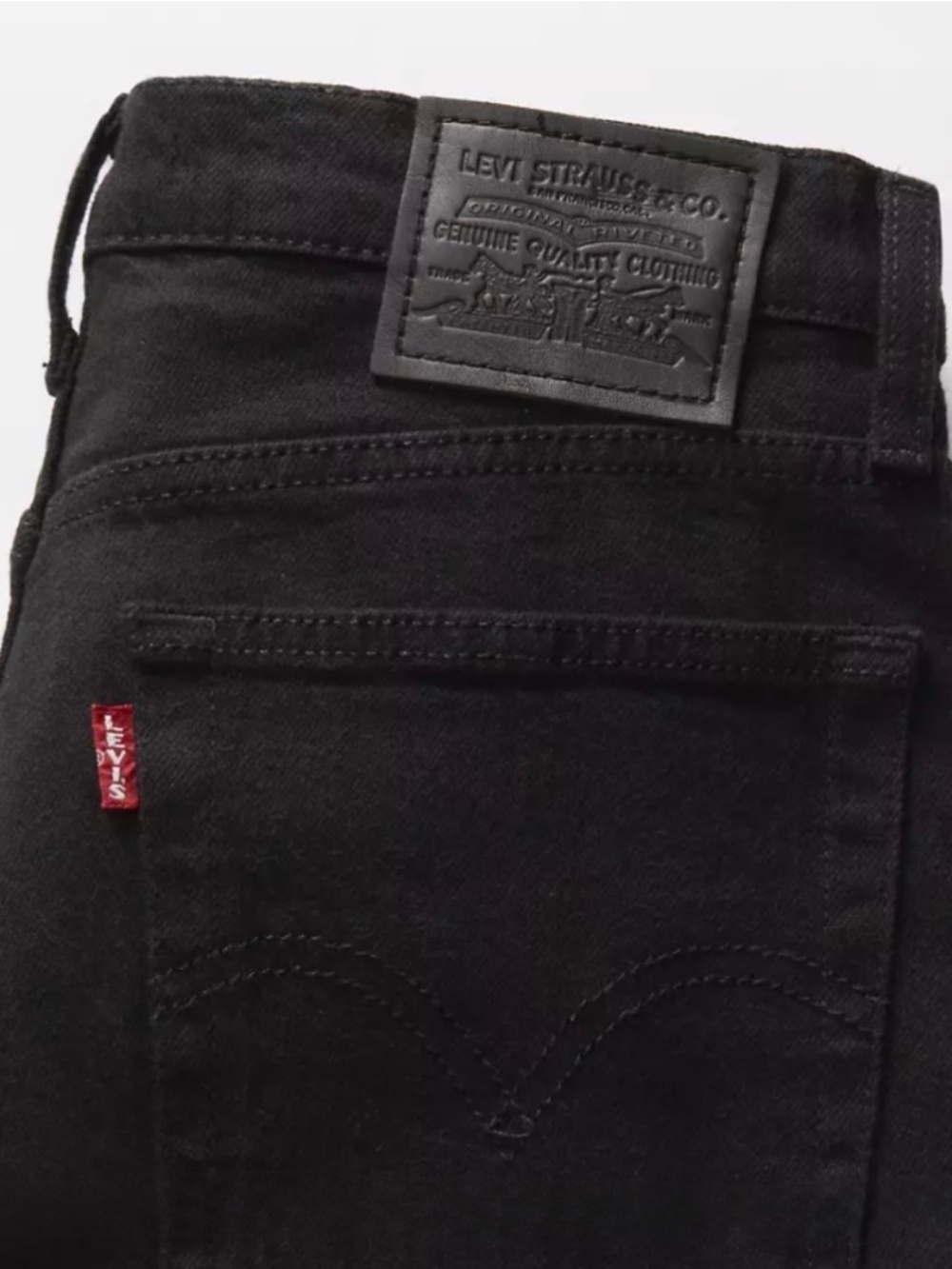 Levi’s Premium “Wedgie Straight” Woman’s Jean